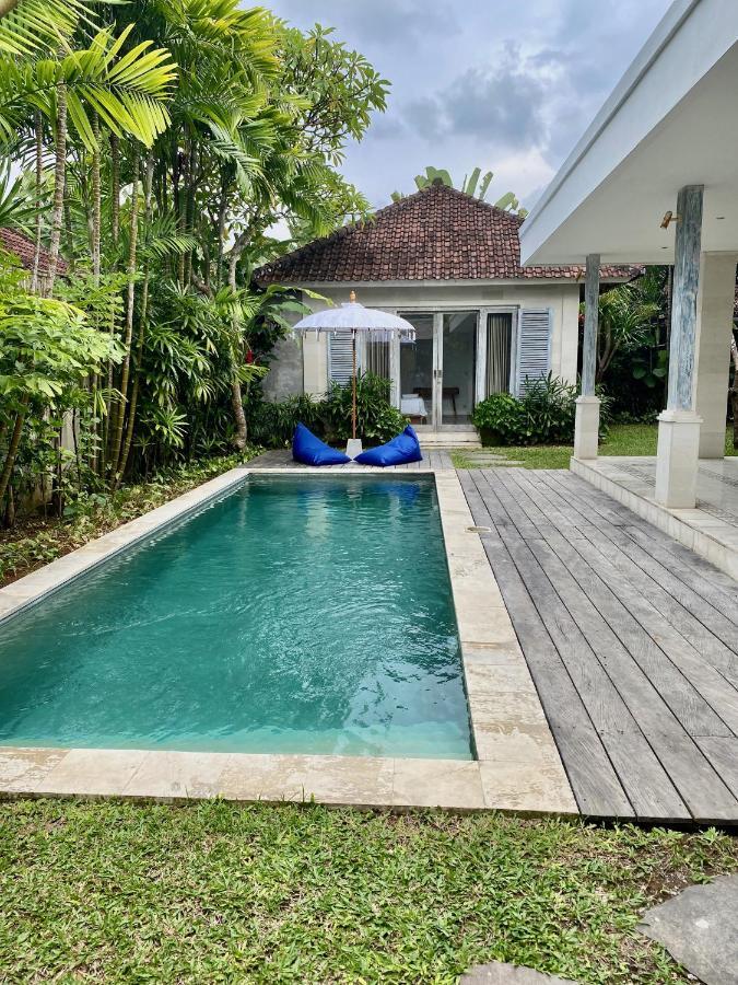 Villa Biru - 500M Batubelig Beach Чангу Экстерьер фото